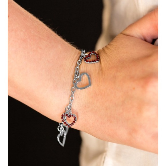 Silver hearts bracelet with red diamonds - Picture 1 of 1